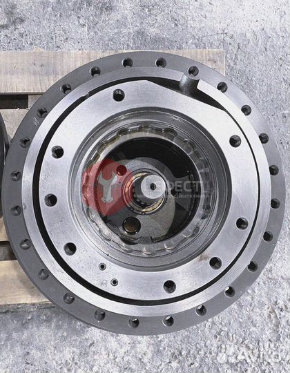 Бортовой редуктор Hyundai R500LC-7A