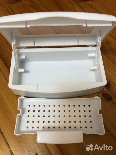 Ванночка для дезинфекции маникюрных инструментов