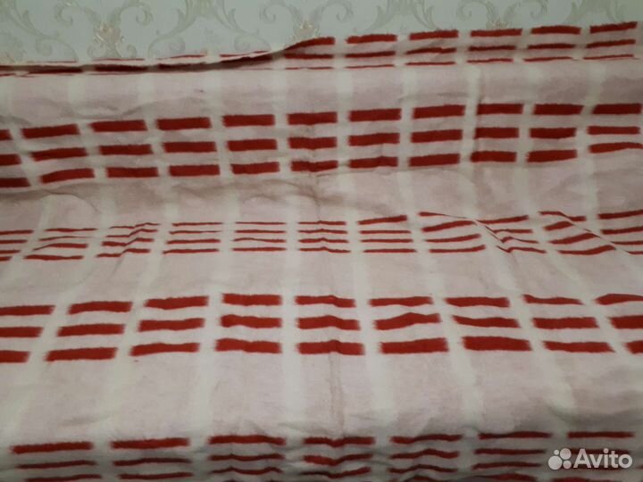 Одеяло шерстяное