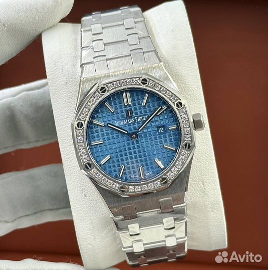 Часы Audemars Piguet Royal Oak Diamond Bezel