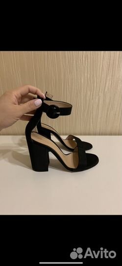 Босоножки Gianvito Rossi оригинал