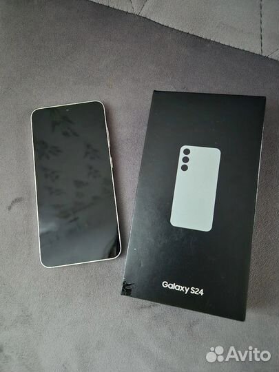 Samsung Galaxy S24, 8/256 ГБ