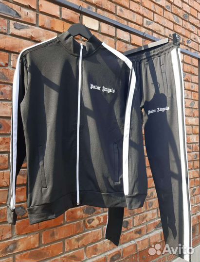 Спортивный костюм мужской