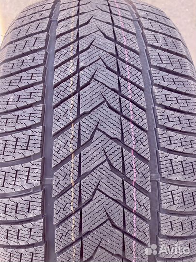 iLink SnowGripper II 275/50 R21 117T