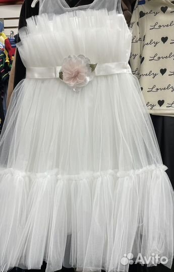 Платье праздничное