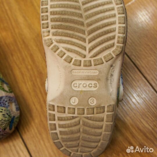 Crocs