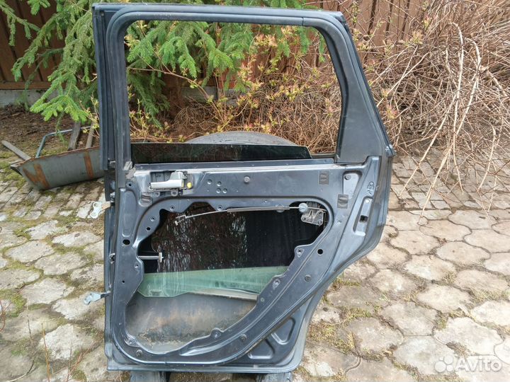 Ford focus 2 задняя правая дверь