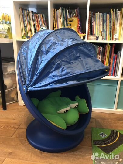 Детское кресло яйцо вращающееся IKEA