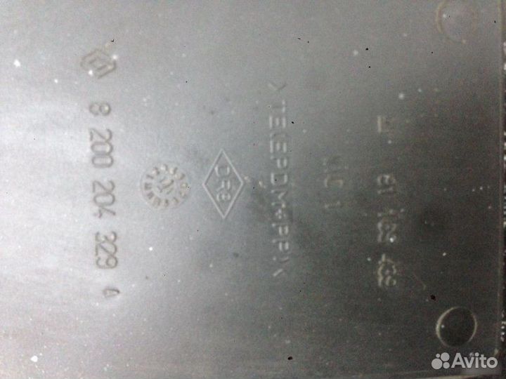 Панель передний Renault Trafic