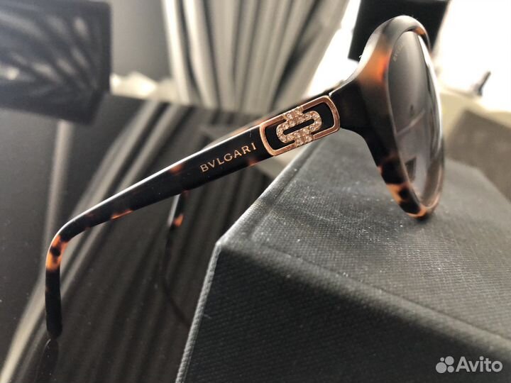 Солнцезащитные очки bulgari