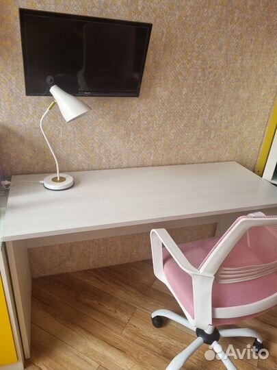 Письменный стол