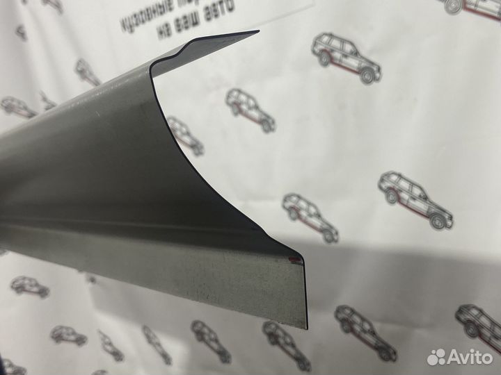 Hyundai Starex H-1 пороги + усилители комплект