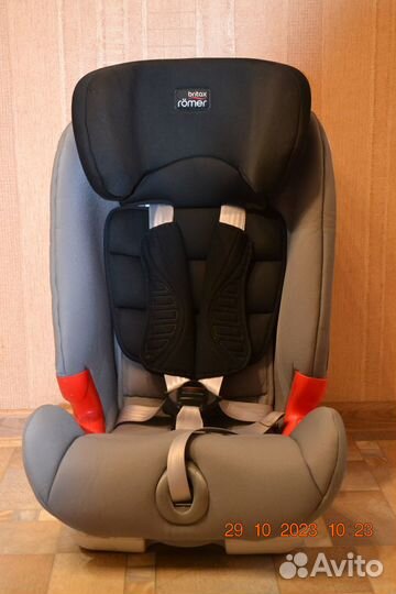 Britax Romer Advansafix II 9-36 кг (Германия)