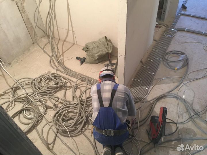 Электрик. Услуги электрика. Штробление