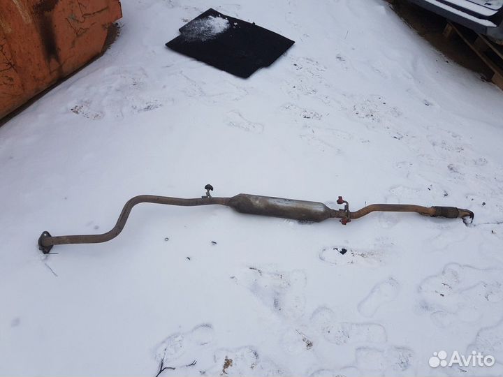 Резонатор (Changan Alsvin)