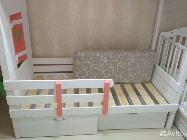 Детская кровать-домик