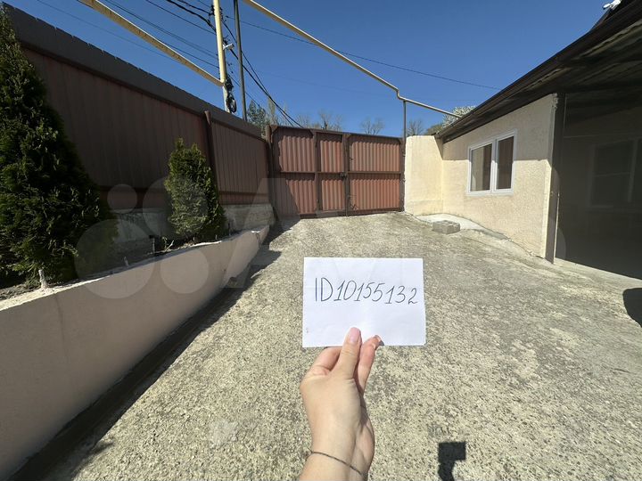 2-к. квартира, 60 м², 2/2 эт.