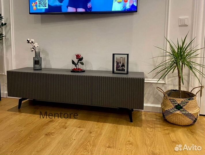 Тумба тв Bravo на опорах (конструктор)