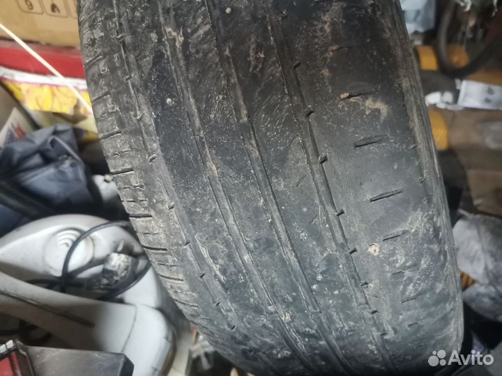 Hankook Dynapro HP2 RA33 235/65 R17 108