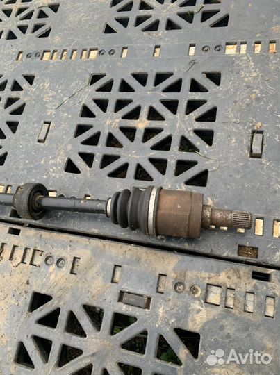 Привод правый Хонда Цивик 4D АКПП 2006-2012