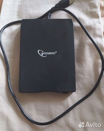 Внешний флоппи-дисковод