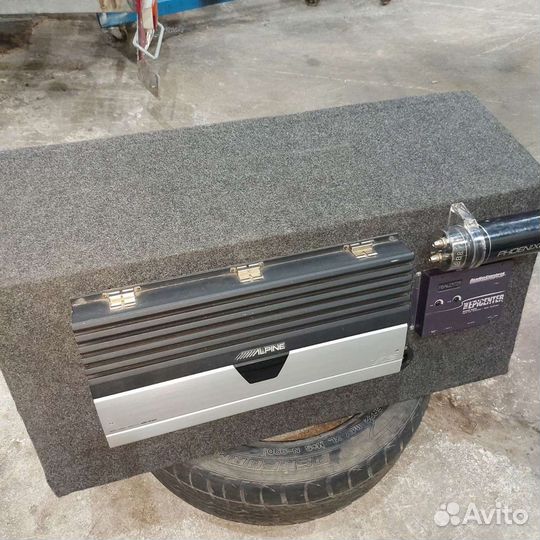 Активный сабвуфер в авто