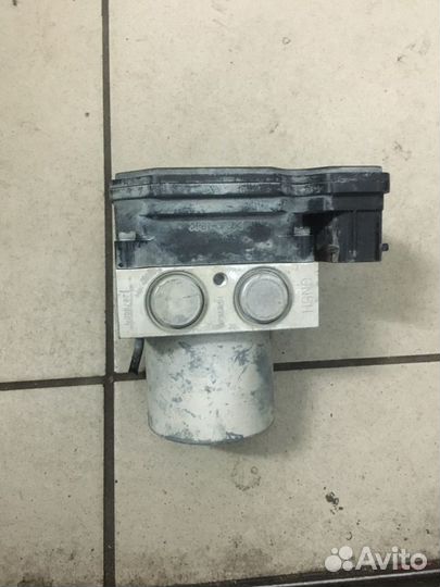 Блок ABS Hyundai Solaris 58920-4l100