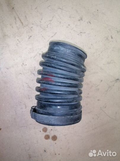 Патрубок воздухозаборника Toyota Estima 2azfe