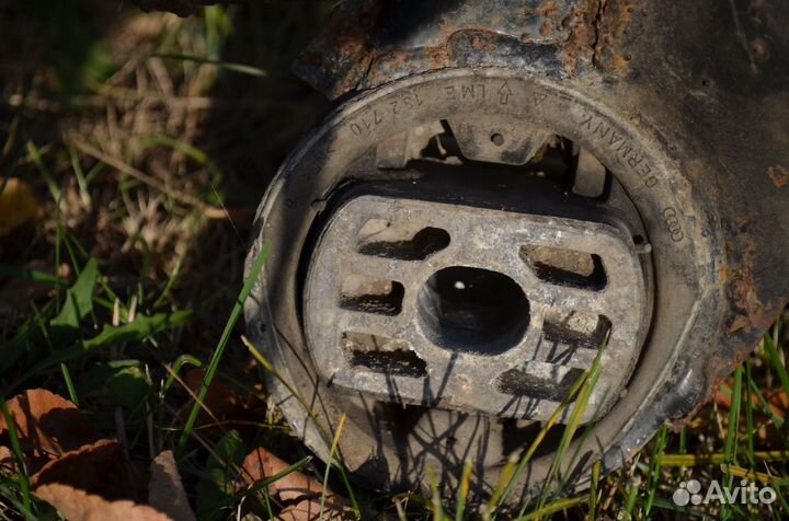 Подрамник передний/задний audi a8 d2