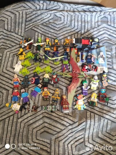 Lego фигурки разных серий и эпох. Коллекция лотом