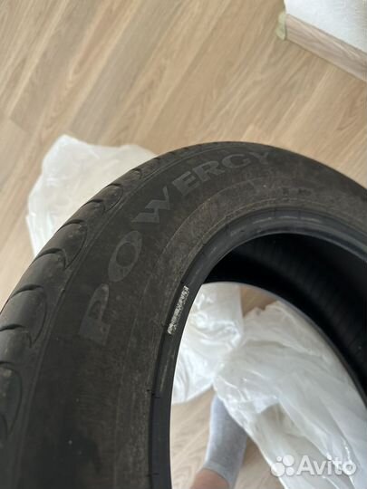 Pirelli Powergy 215/55 R17 98Y