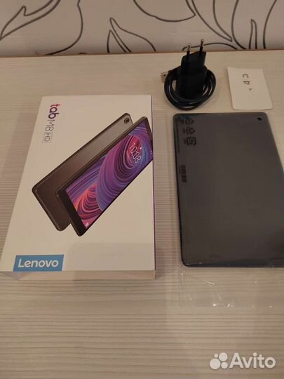 Планшет lenovo Tab m8
