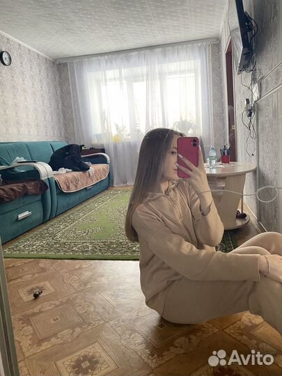 Костюм женский