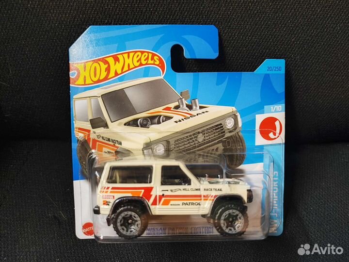 Hot wheels Land Rover, Ford Bronco, Toyota, RAM