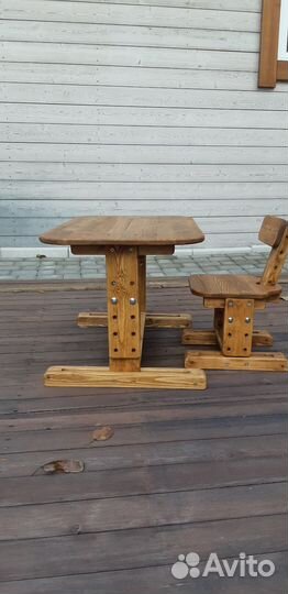 Детский стол и стул