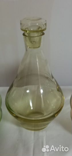 Штофы и графины СССР цитриновое стекло, бокалы