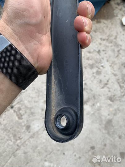 Левый поводок стеклоочистителя Бмв f10 f11 f01 f02
