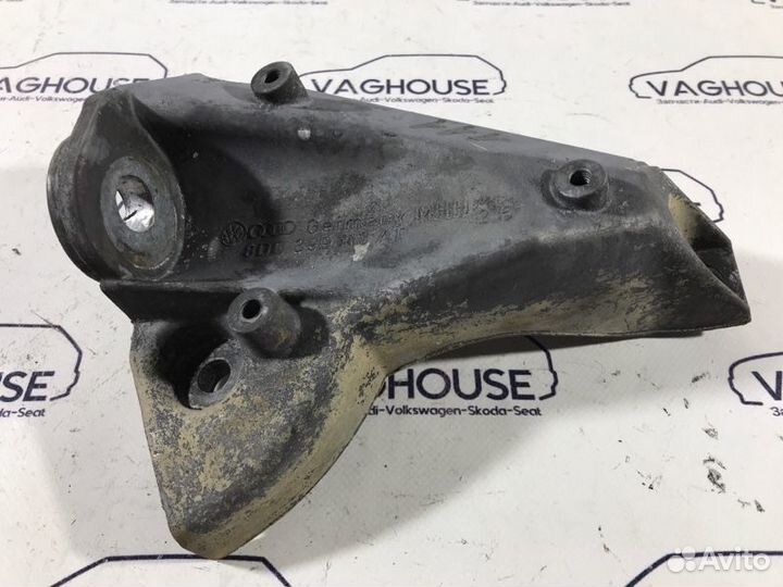 Кронштейн кпп левый Audi A6 C5 4B 2.7 AZA 1999