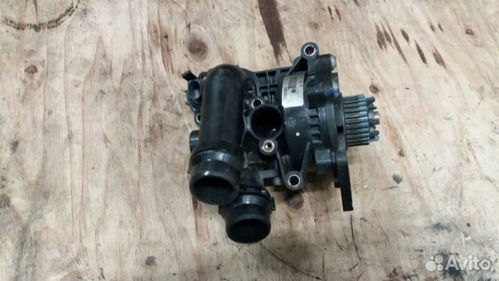 Насос водяной помпа Audi A4 B8 2007-2015г