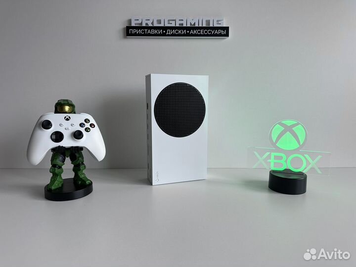Xbox series s идеальное состяние сумка в подарок