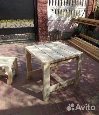 Стол Квадратный