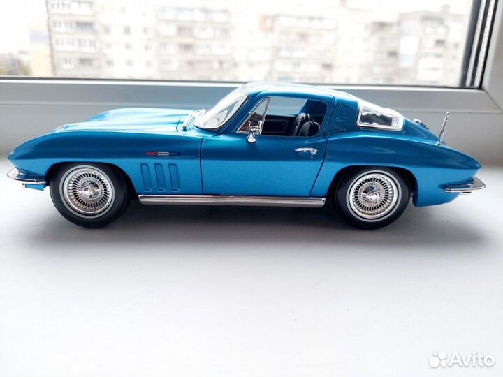 Chevrolet corvette 1965 maisto 1/18