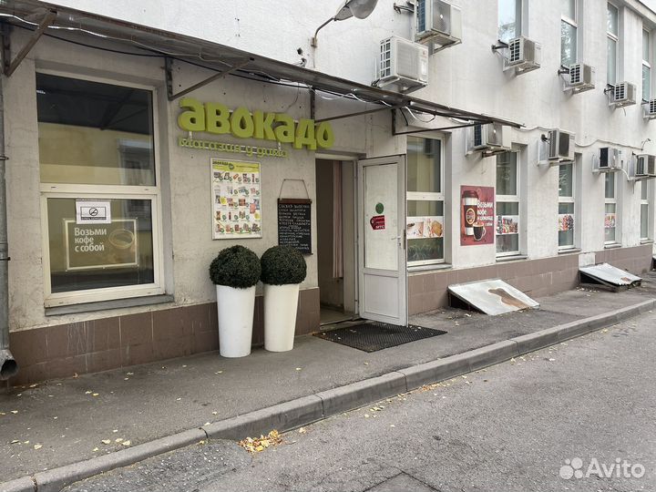 Сдается помещение в магазине под табачную лавку