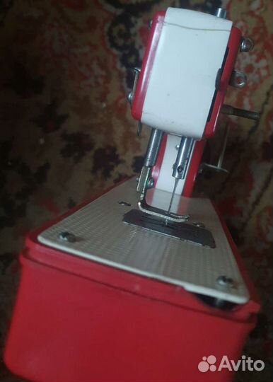 Детская швейная машинка мшдм. СССР