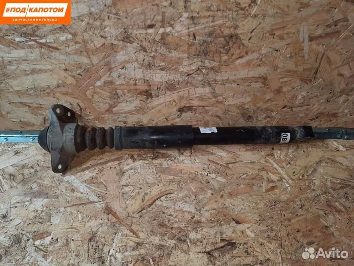 Стойка амортизатора задняя Volkswagen Golf 6 2011