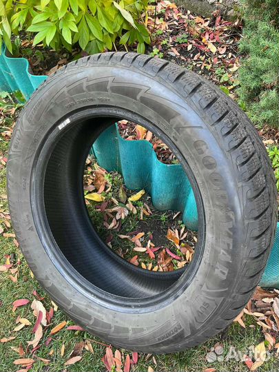 Goodyear UltraGrip Ice 255/55 R18 109T