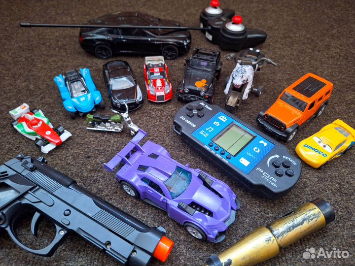 Детские игрушки (машинки)