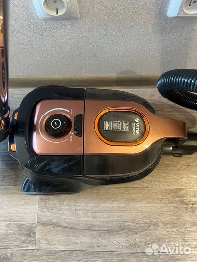 Пылесос Vitek vt-8117 bt