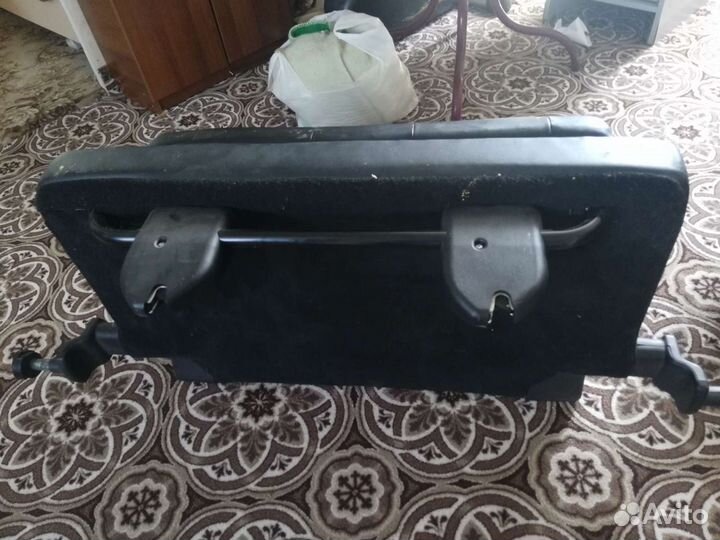 Короб для богажника. Сиденья 3й ряд. Крышка