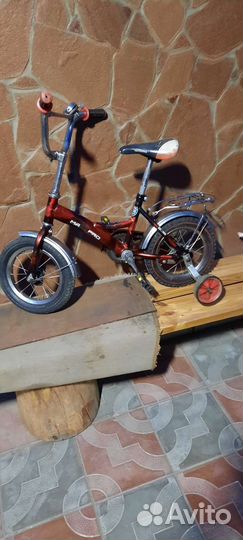 Детский трехколесный велосипед бу